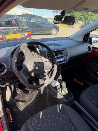 Volkswagen Up! 1.0 mpi picture 5