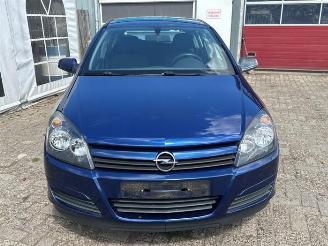 Opel Astra Astra H (L48), Hatchback 5-drs, 2004 / 2010 1.6 16V Twinport picture 2