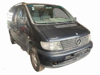 Sloopauto Mercedes Vito Vito (638.1/2), Bus, 1996 / 2003 2.2 CDI 110 16V 2003/6