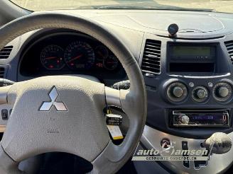 Mitsubishi Grandis Grandis (NA), MPV, 2004 / 2010 2.4 16V MIVEC picture 9