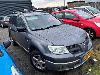 Mitsubishi Outlander Outlander (CU) SUV 2001 / 2007 - 2.0 16V 4x2 SUV  Benzine 1.997cc 100kW (136pk) FWD 2003-05/2006-10 (CU2W) 4G63; 16V picture 7