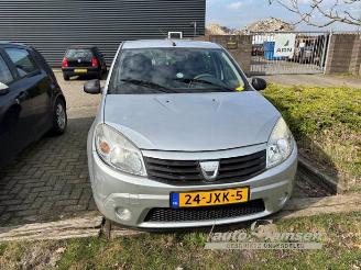 demontáž osobní automobily Dacia Sandero Sandero I (BS), Hatchback, 2008 / 2013 1.2 16V 2009/9