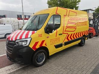 Vaurioauto  commercial vehicles Renault Master 2.3 DCI 110KW L2H2 AIRCO KLIMA EURO6 2020/8