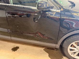 Audi Q3 1.4 TFSI 16V SUV picture 12
