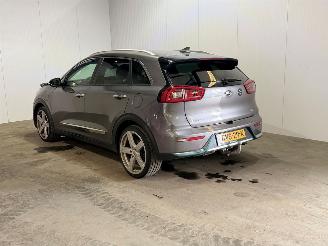 Avarii autoturisme Kia  1.6 GDi PHEV DynamicLine 2018/5