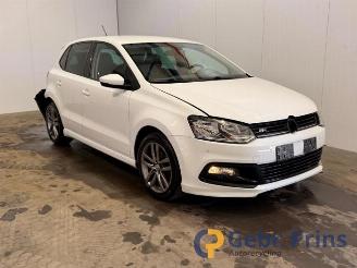 Auto da rottamare Volkswagen Polo Polo V (6R), Hatchback, 2009 / 2017 1.2 TSI 16V BlueMotion Technology 2015/10