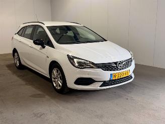 škoda osobní automobily Opel Astra SPORTS TOURER 1.2 Turbo 2022/1