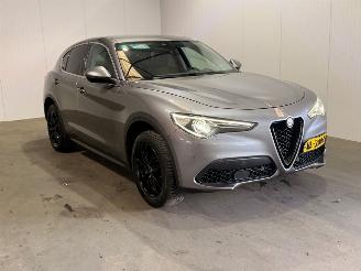 Vaurioauto  passenger cars Alfa Romeo Stelvio 2.0 T AWD Super Business Edition Q4 2017/3