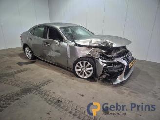 rozbiórka samochody osobowe Lexus IS IS (E3), Sedan, 2013 300h 2.5 16V 2014/1