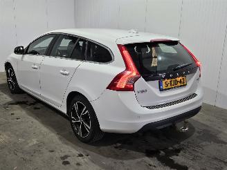 Coche accidentado Volvo V-60 2.0 D3 20V Combi/o  Diesel 1.984cc 120kW (163pk) FWD 2011/5