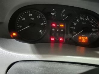 Renault Trafic 1.9 dCi L1H1 picture 11