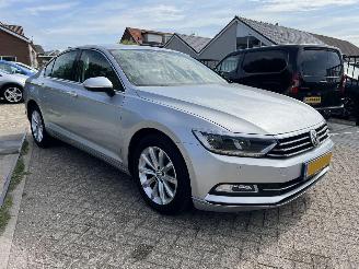 Auto incidentate Volkswagen Passat 1.4 TSI ACT Highline | eerste eigenaar!! 2016/3