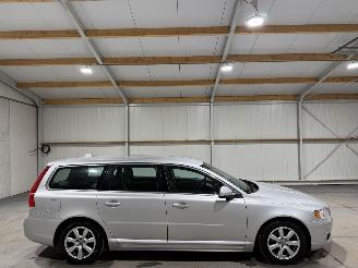 skadebil auto Volvo V-70 1.6D2 84kW Automaat Kinetic 2013/11