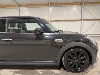 Mini Cooper 1.5 100kW Automaat Cooper Chili picture 14