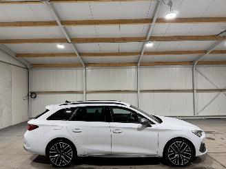 Vaurioauto  passenger cars Cupra Leon 1.4e-Hybrid 110kW Automaat Sportstourer VZ Adrenaline 2022/6