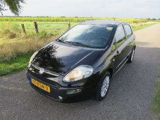 Fiat Punto Evo 1.4  Dynamic 78pk 5drs Airco Clima 5drs picture 20