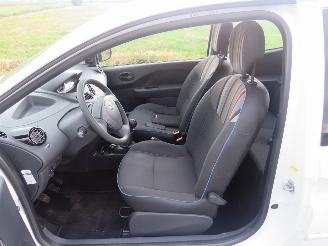Renault Twingo 1.2 16v 2012-12   Airco  Schadevrij  nette auto picture 17