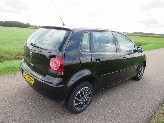 Voiture accidenté Volkswagen Polo 1.2 Optive 5drs Airco  2007  Parkeerschade NAVIGATIE 2007/9