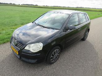 damaged passenger cars Volkswagen Polo 1.2 Optive 5drs Airco  2007  Parkeerschade 2007/9