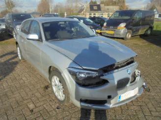 BMW 1-serie 114d picture 2