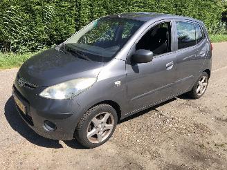 Unfallwagen Hyundai I-10 i10 1.25i Dynamic Cool 2010/3