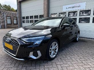 Vaurioauto  passenger cars Audi A3 30 TFSI Attitude Automaat Navi Clima 67283 Km NAP ! 2021/3