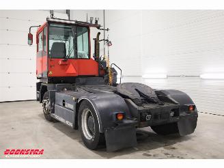 Kalmar  TT618I Terminal tractor Cummins 12.161 uhr! picture 4