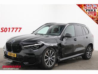 Voiture accidenté BMW X5 xDrive45e M-Sport Pano LED ACC Leder Memory HUD Camera Lucht AHK 2023/6