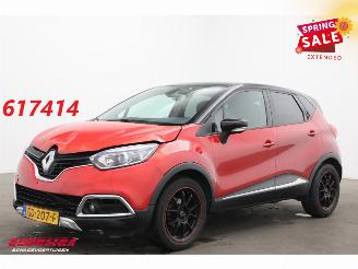 Schadeauto Renault Captur 0.9 TCe Helly Hansen Navi Clima Cruise PDC 72.404 km! 2015/4