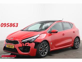 Unfallwagen Kia Cee d 1.6 GT 204 PK Pano Cruise Camera LRHZ SHZ 163.663 km! 2013/9