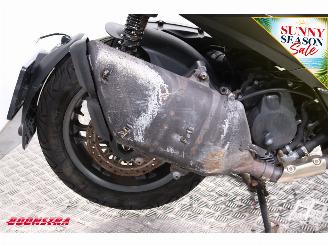 Piaggio Beverly 400 HPE picture 10
