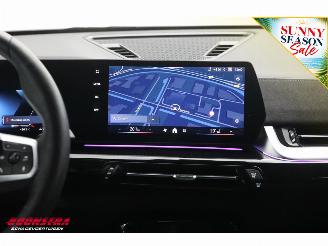 BMW iX2 eDrive20 67 kWh M Sport Edition ACC Navi Clima Leder SHZ Virtual Apple/Android Camera PDC picture 20