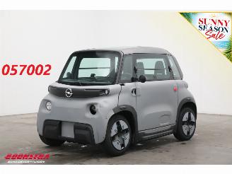 krockskadad bil brommobiel Opel  Rocks-E Klub Pano LED 2025/8