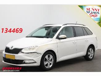 Schadeauto Skoda Fabia Combi 1.4 TDI DSG Ambition Business Navi Cruise Airco Bluetooth PDC 2017/2