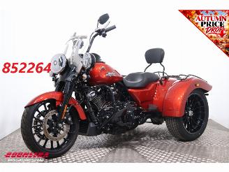 krockskadad bil motor Harley-Davidson  FLRT Freewheeler 114 1.398 km! Tri Glide 2025/9