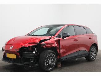 Schadeauto MG MG4 Trophy Extended Range 77 kWh ACC Navi Clima LrHZ Apple/Android Camera PDC 2024/10