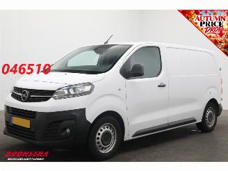 Vaurioauto  passenger cars Opel Vivaro 2.0 Diesel 145 L2 Cruise Navi Airco Apple/Android Camera PDC 2024/1