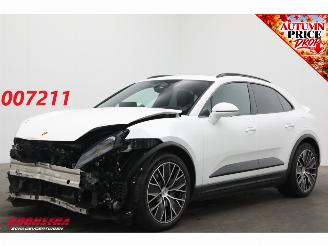 krockskadad bil auto Porsche Macan 4 100 kWh Pano LED ACC HUD Camera SHZ 2024/9