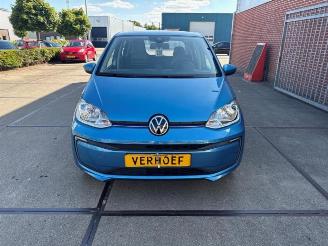 Coche siniestrado Volkswagen Up! Up! (121), Hatchback, 2011 e-Up! 2021/7