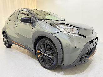 Damaged car Toyota Aygo X 1.0 VVT-i Limited 2022/9