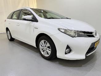 Auto incidentate Toyota Auris Touring Sports 1.8 Hybrid Aspiration Navi/Clima 2013/10
