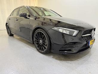 Vaurioauto  passenger cars Mercedes A-klasse 180d AMG Night Line Aut 7 2018/8