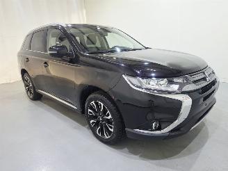 Auto incidentate Mitsubishi Outlander 2.0 PHEV Instyle+ 4WD149Kw Bjr.2018 2018/6