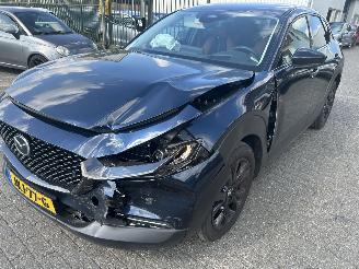 Uttjänta bilar auto Mazda CX-30 2.5  eSkyActive -G Nagisa     ( 15617 Km ) 2025/11
