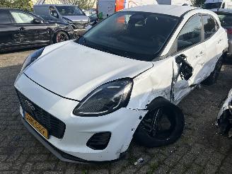 skadebil auto Ford Puma 1.0 EcoBoost Hybrid Titanium   ( 8543 Km ) 2026/2