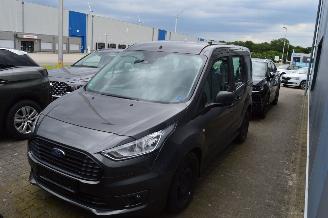 uszkodzony samochody osobowe Ford Tourneo Connect 1.0 ECOBOOST 74 KW 5 SITZE FACE LIFT 2019/5