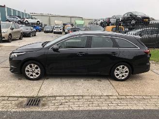 Auto incidentate Kia Ceed Combi 1.0tgdi 88kW 2022/2