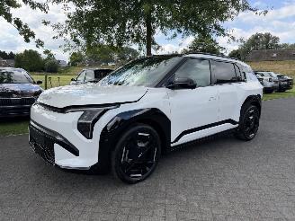 krockskadad bil auto Kia EV3 GT-line / 81.4 Kwh / Long Range / Premium Pack / 150 KW 2025/6