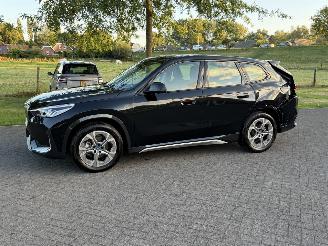  BMW iX1 eDrive20 Xline / Leer / Automaat 2025/2
