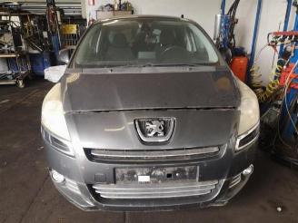 Coche siniestrado Peugeot 5008 5008 I (0A/0E), MPV, 2009 / 2017 1.6 THP 16V 2009